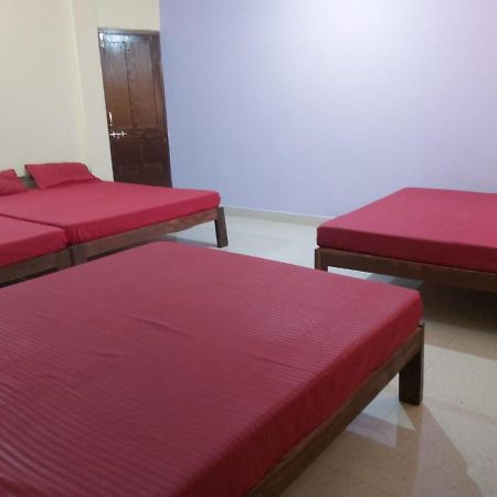 Calangute Pristine Otel Dış mekan fotoğraf